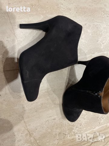 Велурени боти Benetton 