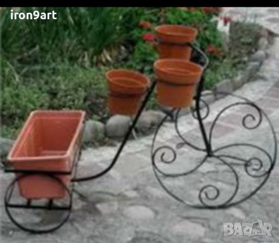Цветарници колело от ковано желязо , снимка 2 - Градински мебели, декорация  - 40378170