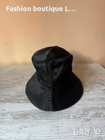 H&M Дамска черна кръгла сатенена шапка XS / S размер 🖤, снимка 5 - Шапки - 52943988