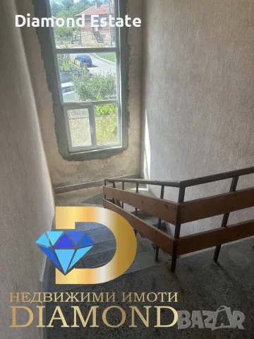 Двуетажна къща в село Хлябово, обл. Хасково, снимка 13 - Къщи - 56225341