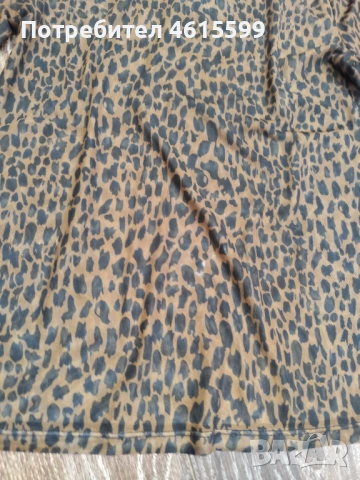 блузка с животински принт, снимка 2 - Блузи с дълъг ръкав и пуловери - 53582067