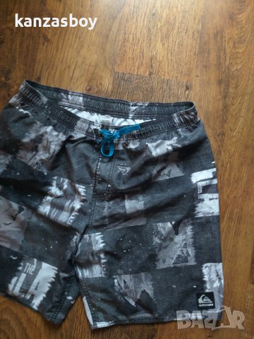 quiksilver - страхотни мъжки панталони ХЛ