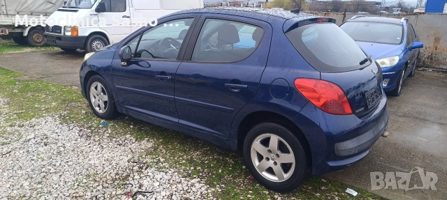 Пежо 207 1.6 HDi с климатроник и печка, снимка 4 - Автомобили и джипове - 52685104