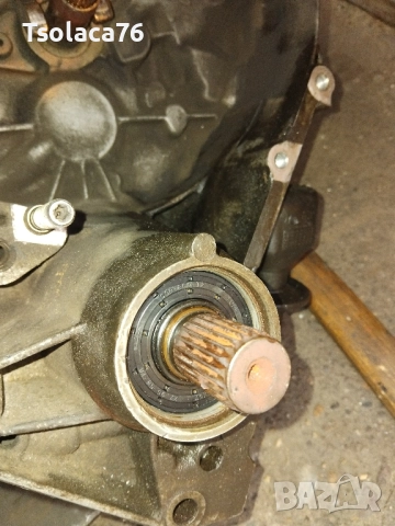 Скоростна кутия Рено Сценик, снимка 4 - Части - 52502791