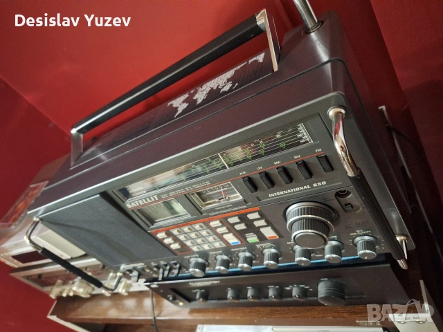 Grundig satellite 650, снимка 7 - Радиокасетофони, транзистори - 53293383