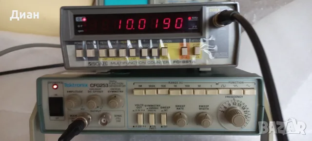 Функционален генератор Tektronix CFG 253, снимка 10 - Индустриална техника - 55992594