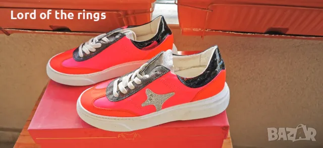 Оригинални маркови дамски сникърси / маратонки AMA BRAND - 37 номер