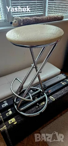 Продавам стол за музикант-китарист, снимка 4 - Китари - 49747994