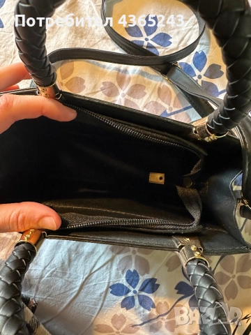 Дамска черна ежедневна чанта ЧИСТО НОВА!, снимка 3 - Чанти - 52709222