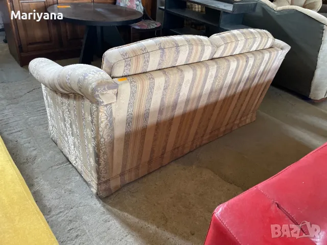 Диван , снимка 3 - Дивани и мека мебел - 50055536