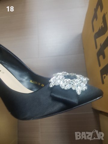 Обувки, снимка 3 - Дамски ежедневни обувки - 40592715