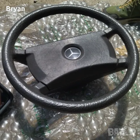 Механичен инжекцион, волан, огледала и др. за Мерцедес 190, снимка 12 - Части - 43301892