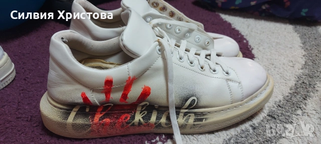 Продавам оригинални маратонки номер 43, снимка 2 - Маратонки - 53846309