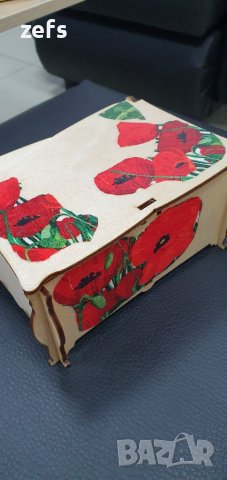 Дървена кутия за "съкровища " с дървено сърчице и ароматно сапунено цвете , снимка 7 - Романтични подаръци - 39876841