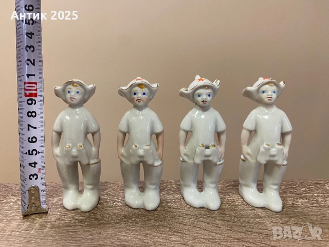 Статуетка „Млад будьоновец“, СССР (налични 4 броя), снимка 2 - Антикварни и старинни предмети - 52469165