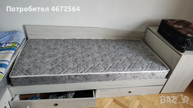 2 бр. легло с ракла и чисто нови матраци