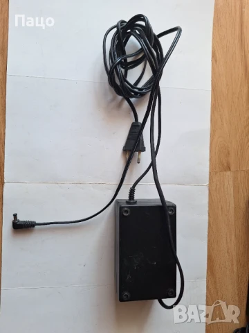 Technics  12V 2A  зарядно адаптер, снимка 4 - Друга електроника - 50739281