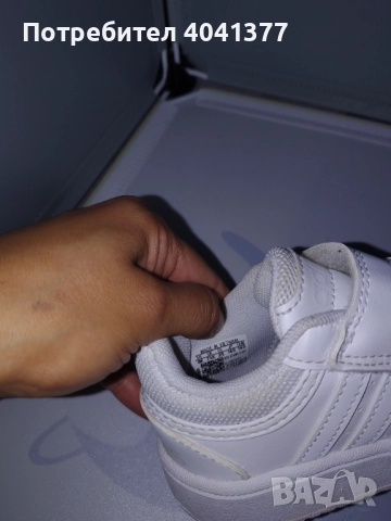 Детски обувки Adidas, снимка 13 - Детски маратонки - 52224676