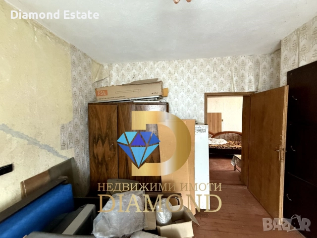 Къща с гараж в село Зетьово, обл. Стара Загора, снимка 10 - Къщи - 51524540