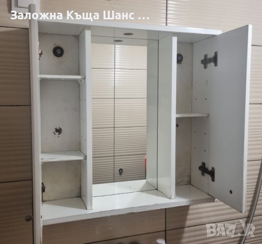 Горен огледален шкаф за баня , снимка 3 - Шкафове - 41926028