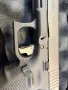 Продавам Glock 23 Gen 4 cal .40, снимка 4