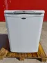 малък хладилник hotpoint, снимка 1