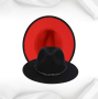 Дамска шапка, снимка 1 - Шапки - 44737291