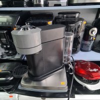 Кафемашина с капсули Delonghi- Nespresso , снимка 3 - Кафемашини - 40816408