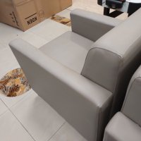 Кресло с подлакътник, кожен с леки износвания - 2 бр, снимка 3 - Дивани и мека мебел - 41283605