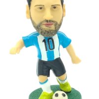 Футболна фигура на Лионел Меси (Фигурка на футболист Leo Messi), снимка 1 - Фигурки - 41530759