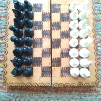 Шах с дървена кутия, снимка 3 - Шах и табла - 41514102