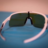 Спортни очила Oakley Sutro Polarized Sunglasses, снимка 3 - Слънчеви и диоптрични очила - 44929347
