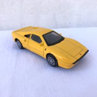 Метална колекционерска количка Ferrari GTO Burago №0899, снимка 1 - Антикварни и старинни предмети - 34303366