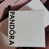 Pandora колие , снимка 2 - Колиета, медальони, синджири - 44707612