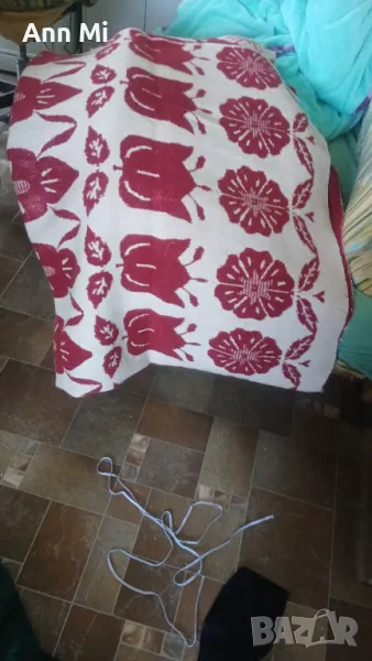 Продавам 2 вълнени одеяла, снимка 1