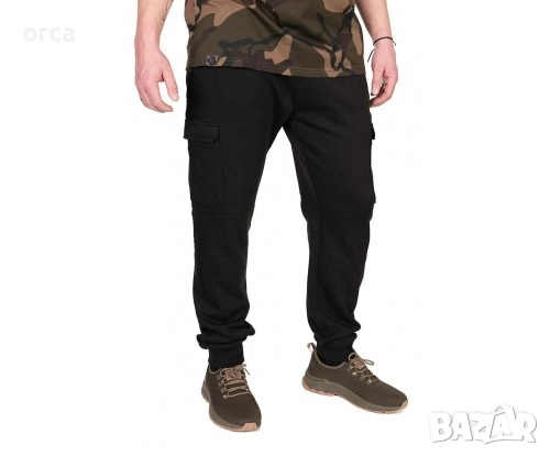 Панталон Fox LW Black/Camo Combat Joggers – удобство и функционалност, снимка 1