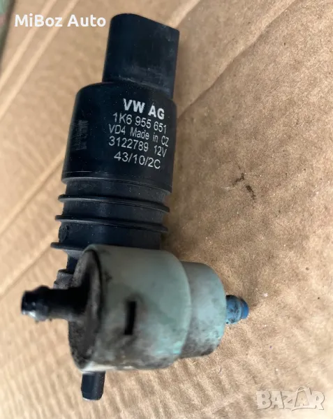 Помпа чистачки Фолксваген Голф 6 VW Golf, снимка 1