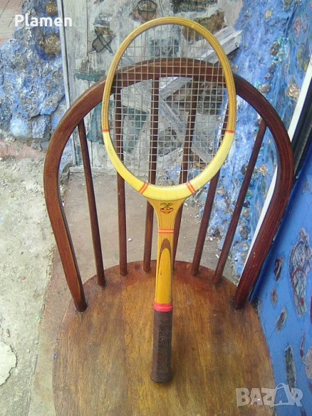 Стара дървена ракета за тенис на корт Гермина на ГДР, снимка 1