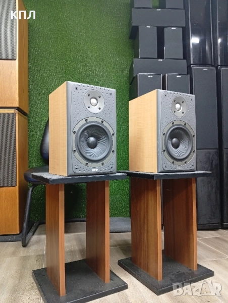 Букшелфи Bowers & Wilkins DM-303, снимка 1