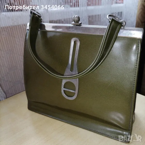 Дамска лачена чанта- антика. , снимка 1