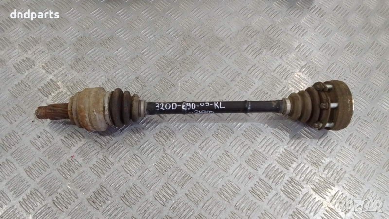Полуоска BMW E90 320D 2009г.(заден ляв)	, снимка 1