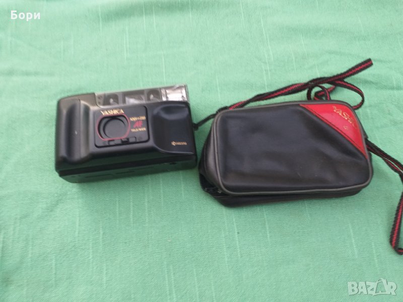 YASHICA DF 100 AF NINJA STAR 35 мм Фотоапарат, снимка 1