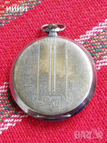 Швейцарски джобен часовник , снимка 2 - Антикварни и старинни предмети - 53718133