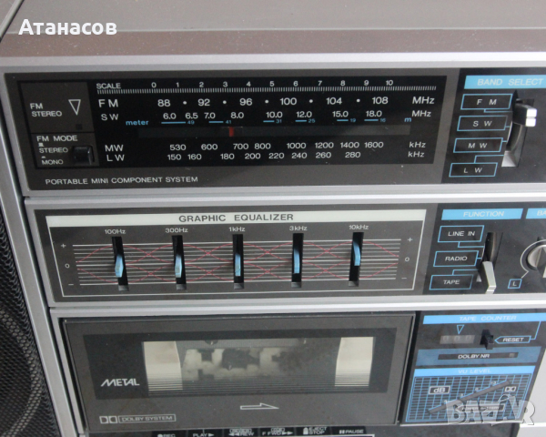 Sanyo C30  Radio Cassette Player Boombox, снимка 8 - Радиокасетофони, транзистори - 44819591