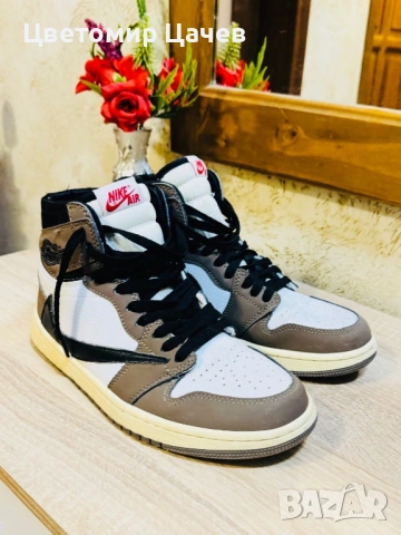 Маратонки Кецове-Найк, снимка 2 - Детски маратонки - 53661790