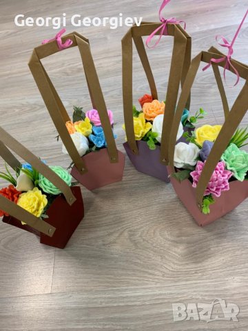 Цветя , снимка 2 - Декорация за дома - 41559686