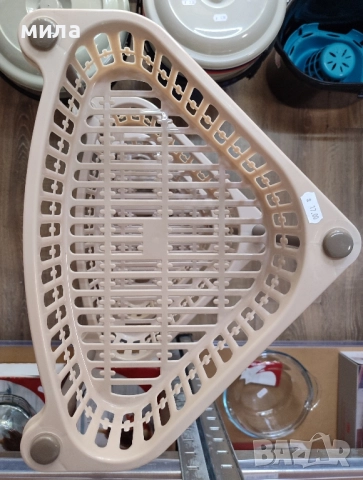 Етажерка триъгълна, снимка 2 - Етажерки - 51629048