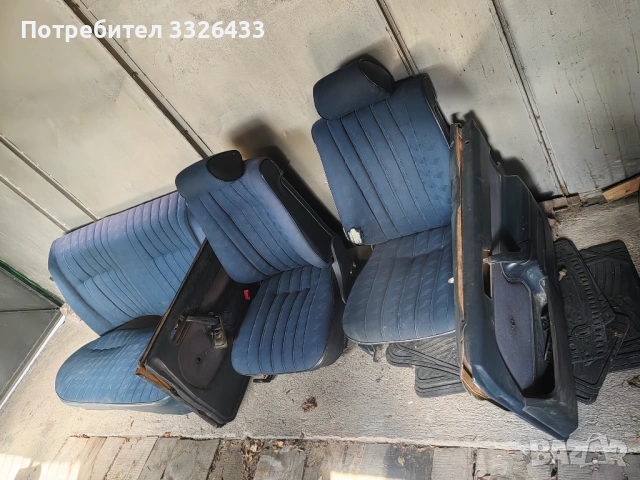 Син салон от Мерцедес 190 , снимка 2 - Автомобили и джипове - 53626973