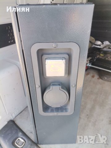 Зарядна станция за електромобил, снимка 3 - Аксесоари и консумативи - 40064379