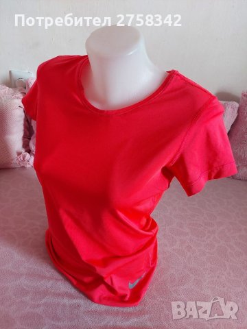 Спортна тениска, снимка 2 - Тениски - 41270912